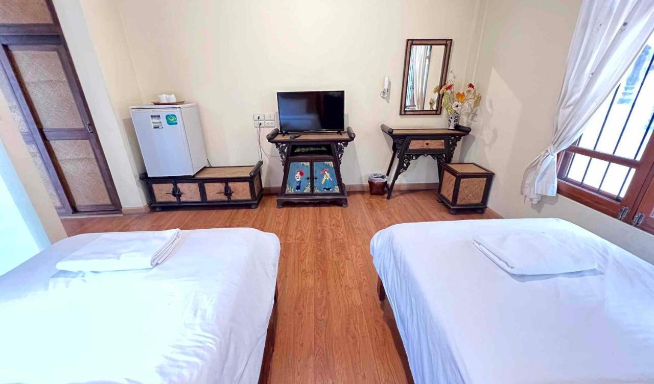 Plumeriahome Near Walking Street Chiang Mai Exterior photo